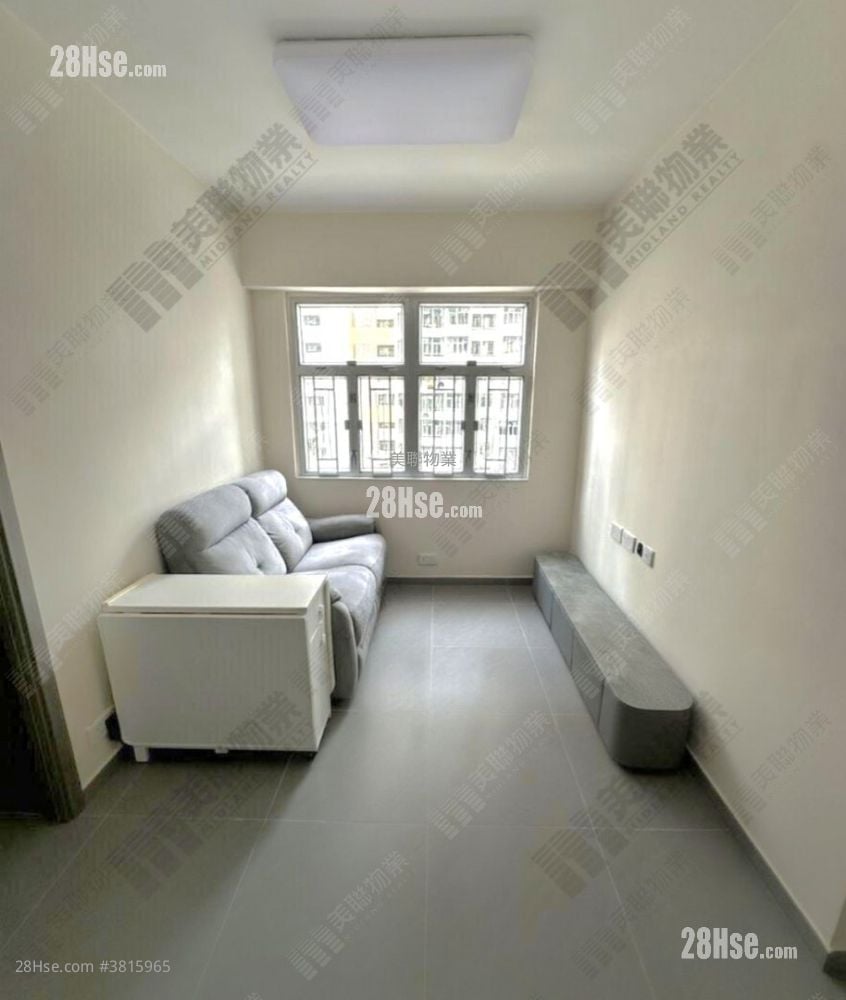 Southern Building Sell 2 Bedrooms , 1 Bathroom 405 ft²