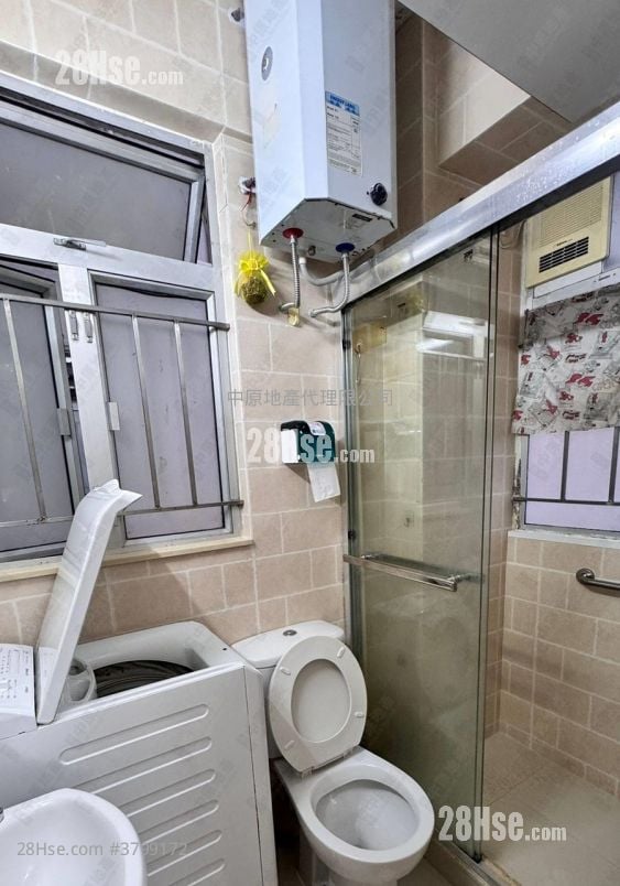 安富大厦 租盘 2 房 , 1 浴室 380 平方尺