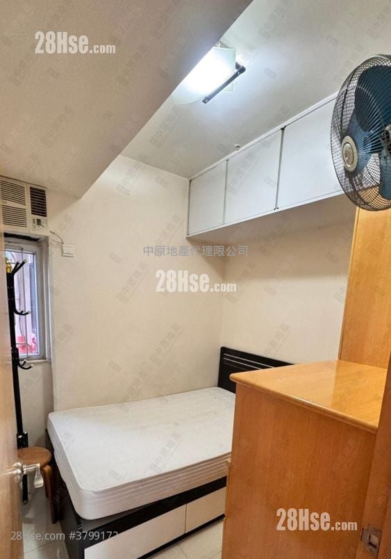 安富大厦 租盘 2 房 , 1 浴室 380 平方尺