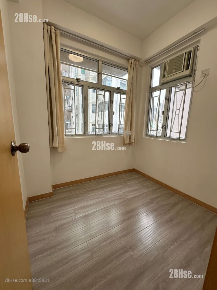 东成大厦 租盘 2 房 , 1 浴室 277 平方尺