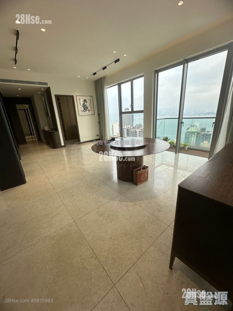 高士台 售盤 3 房 1,494 平方呎