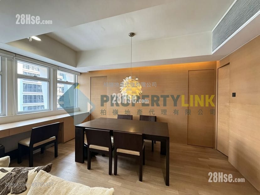 Nam Pak Hong Building Sell 2 Bedrooms , 2 Bathrooms 923 ft²
