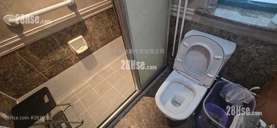 东港城 售盘 2 房 , 1 浴室 524 平方尺