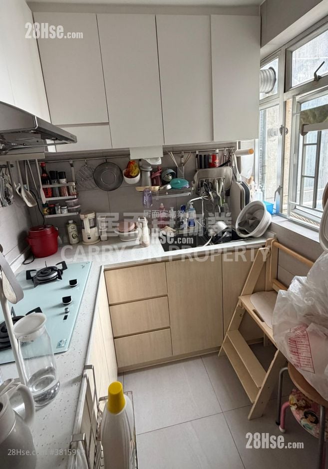 Riviera Gardens Sell 2 Bedrooms , 1 Bathroom 422 ft²