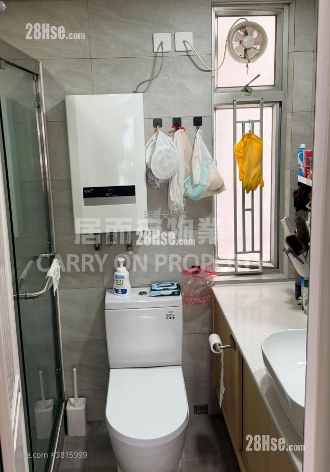 Riviera Gardens Sell 2 Bedrooms , 1 Bathroom 422 ft²