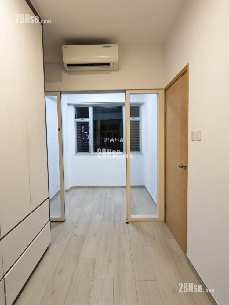 勤辉大厦 售盘 2 房 , 1 浴室 410 平方尺