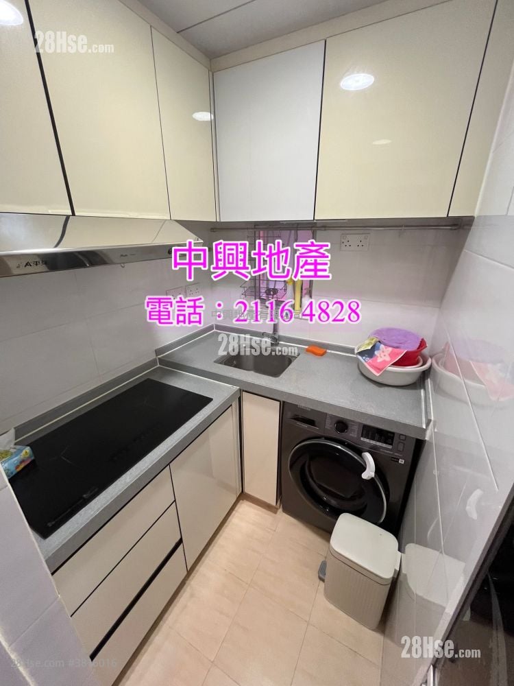 Parkes Mansion Rental 2 Bedrooms , 1 Bathroom 340 ft²