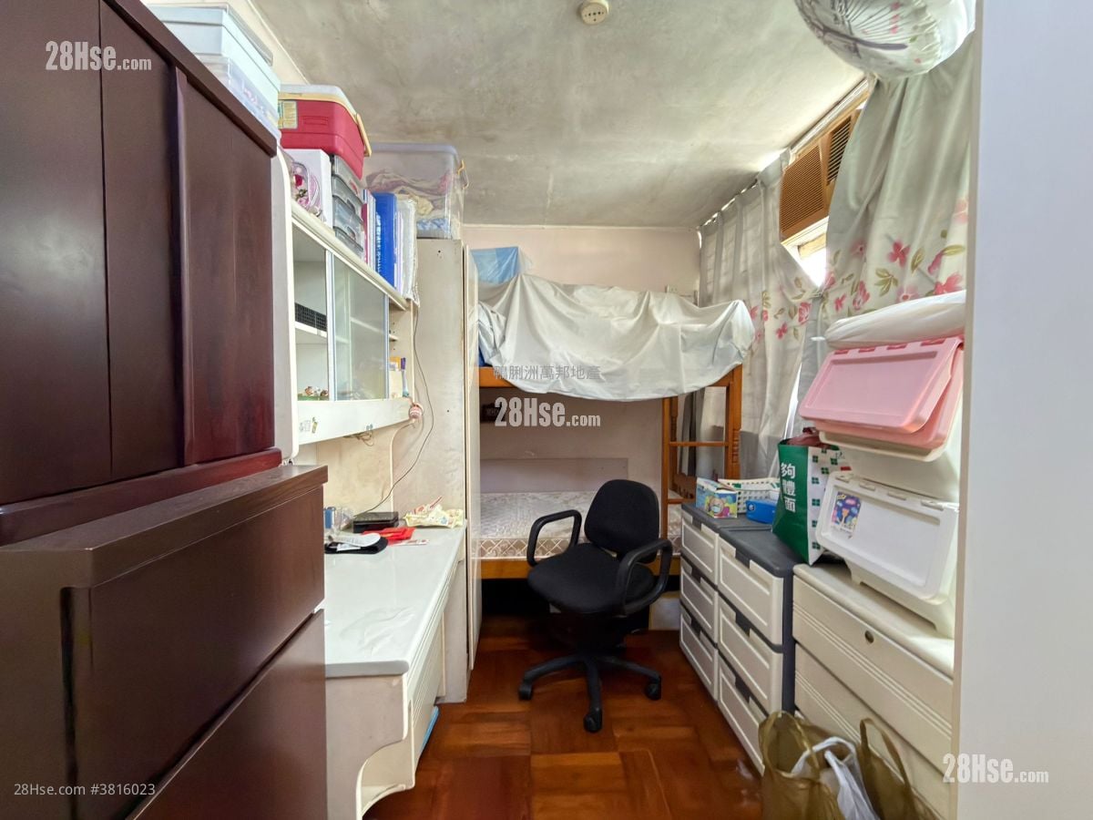 利东邨 售盘 3 房 , 1 浴室 490 平方尺