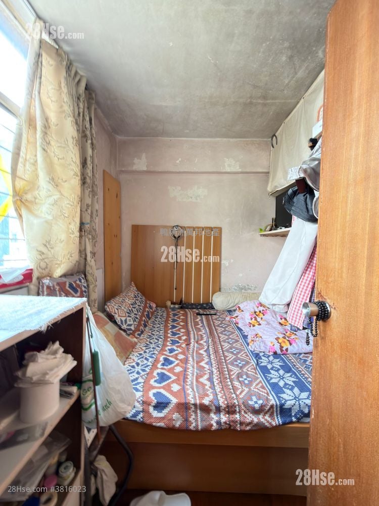 利东邨 售盘 3 房 , 1 浴室 490 平方尺