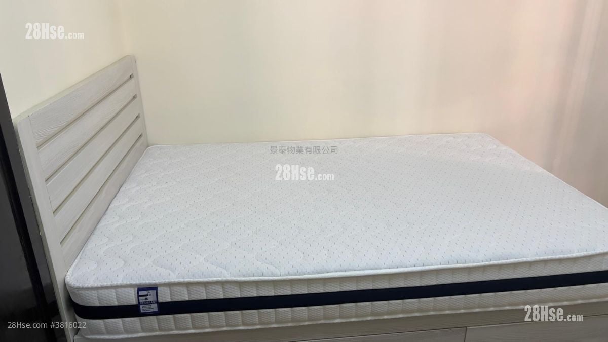 長春大廈 租盤 120 平方呎