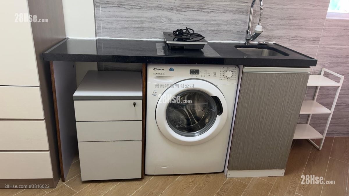 長春大廈 租盤 120 平方呎