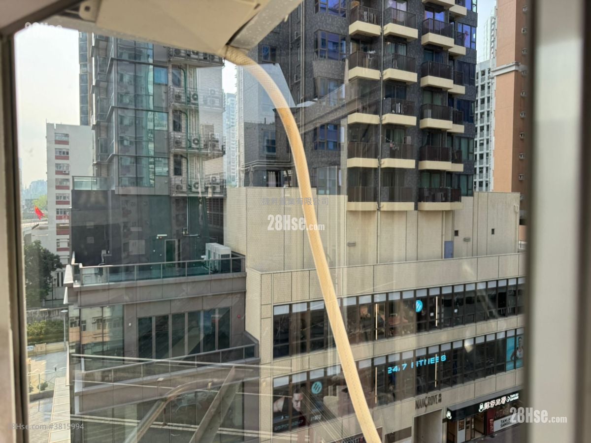 Loong King Mansion Sell 2 Bedrooms , 1 Bathroom 418 ft²