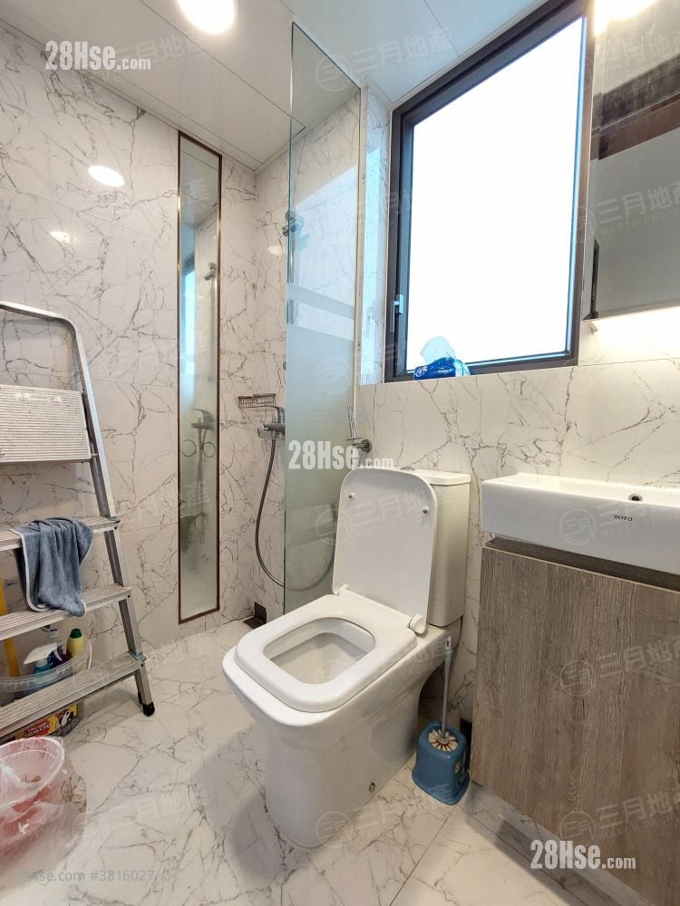 AVA228 租盘 1 房 , 1 浴室 249 平方尺