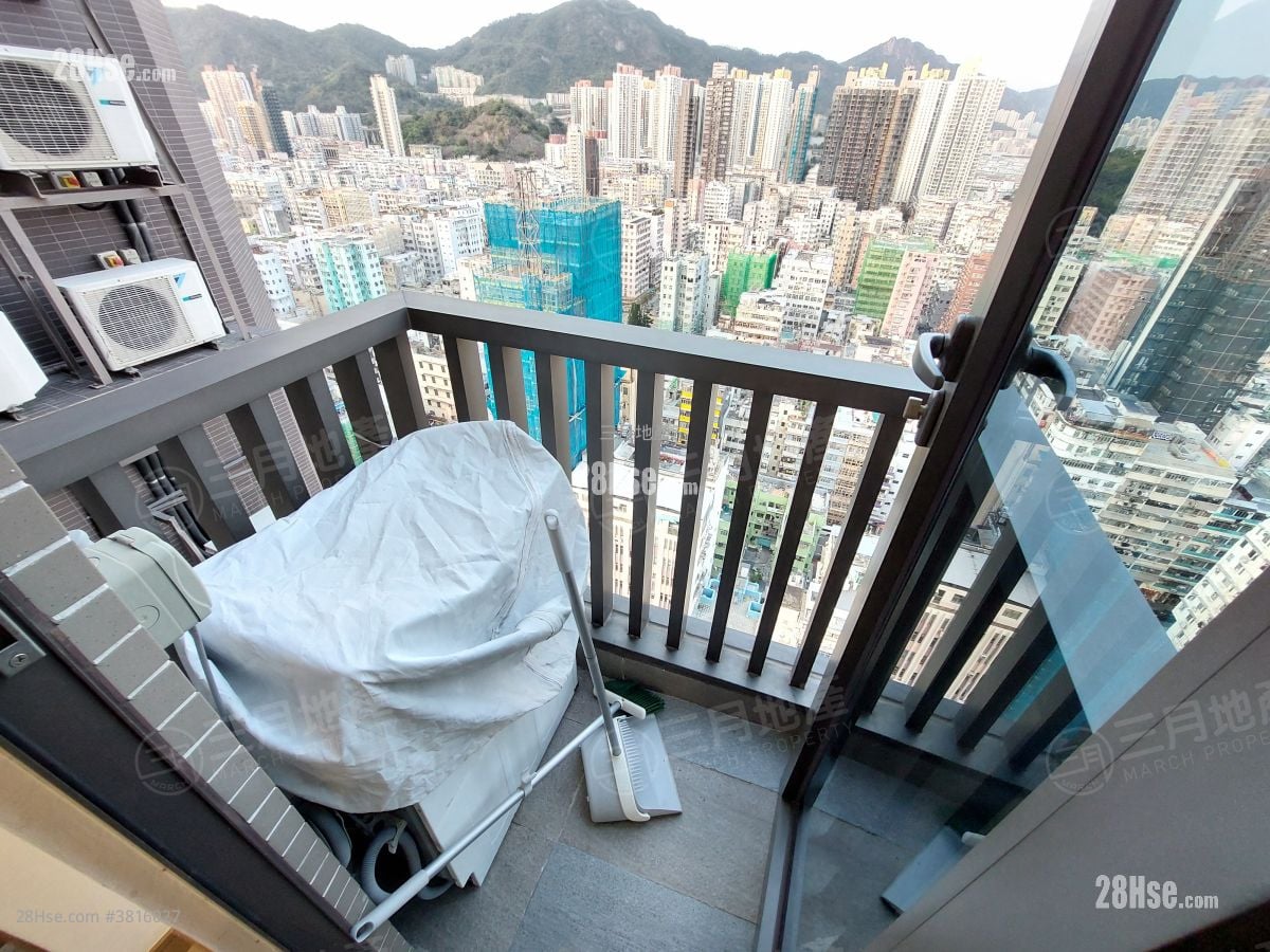 AVA228 租盘 1 房 , 1 浴室 249 平方尺