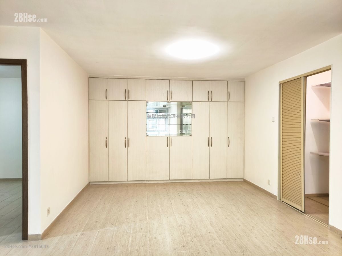 美孚新邨 售盘 2 房 , 1 浴室 666 平方尺