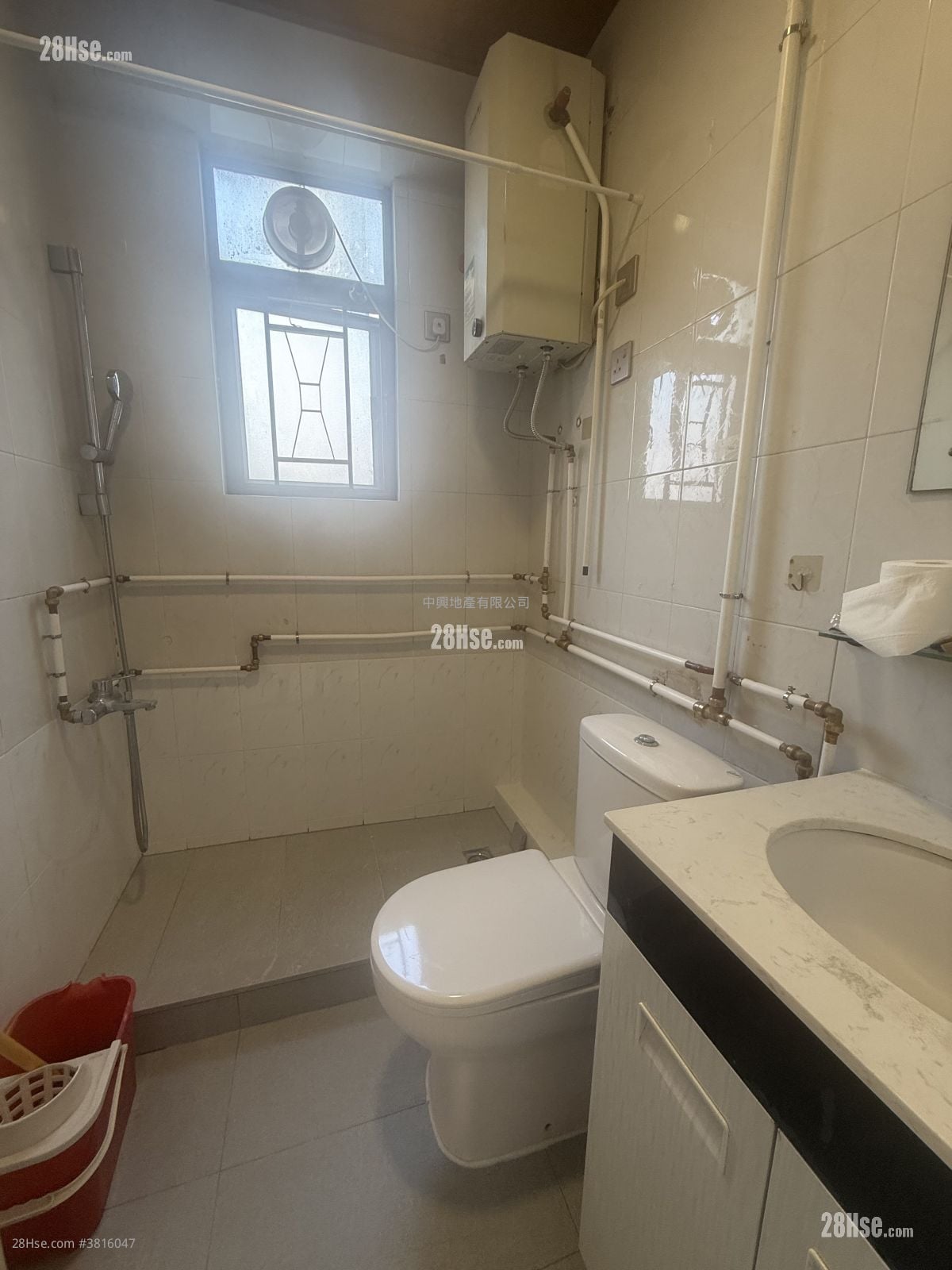 Kam Po Building Rental 2 Bedrooms , 1 Bathroom 349 ft²