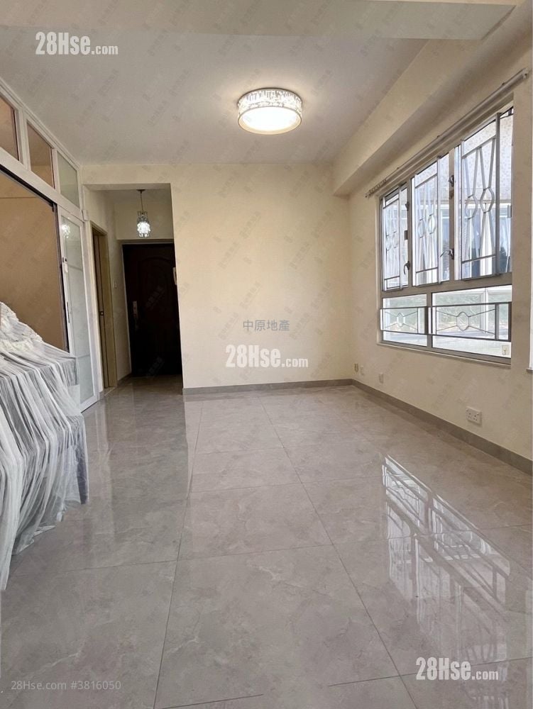 康丽花园 售盘 3 房 , 1 浴室 480 平方尺