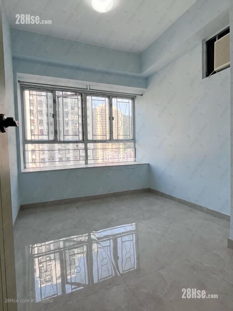 康丽花园 售盘 3 房 , 1 浴室 480 平方尺