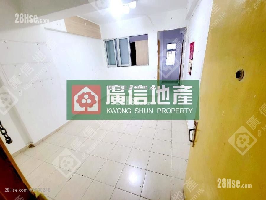 Cosmopolitan Estates Sell 1 Bedroom , 1 Bathroom 288 ft²