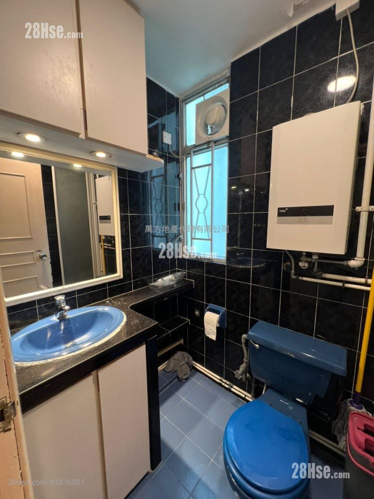 Saddle Ridge Garden Sell 3 Bedrooms , 1 Bathroom 592 ft²