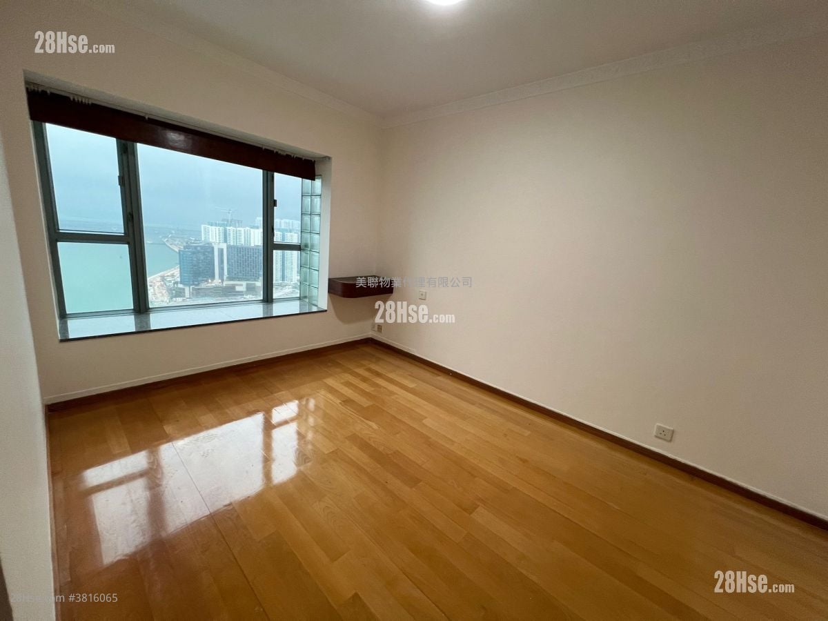 海堤灣畔 租盤 854 平方呎