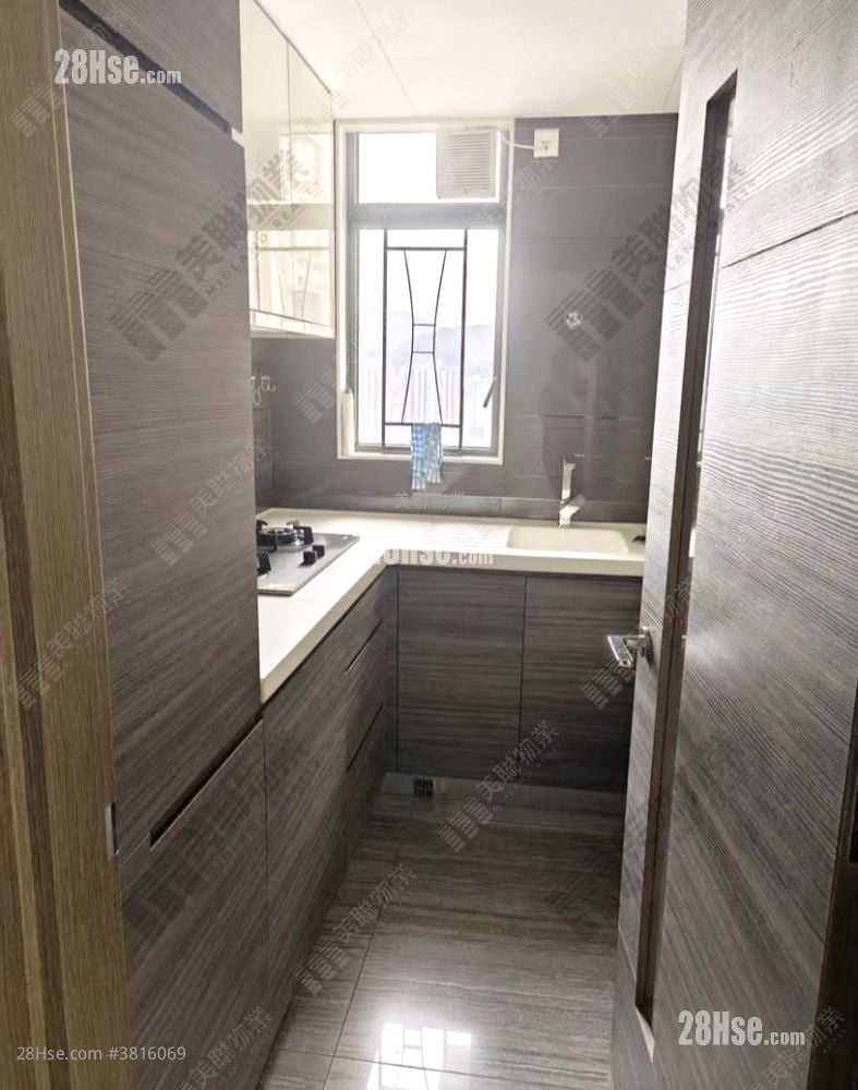 逸峯 租盤 2 房 459 平方呎