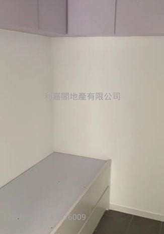 工人房: 尚贤居 售盘 3 房 , 2 浴室 743 平方尺