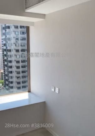 睡房 1: 尚贤居 售盘 3 房 , 2 浴室 743 平方尺