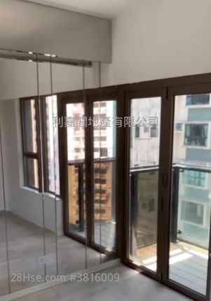 主人房: 尚贤居 售盘 3 房 , 2 浴室 743 平方尺