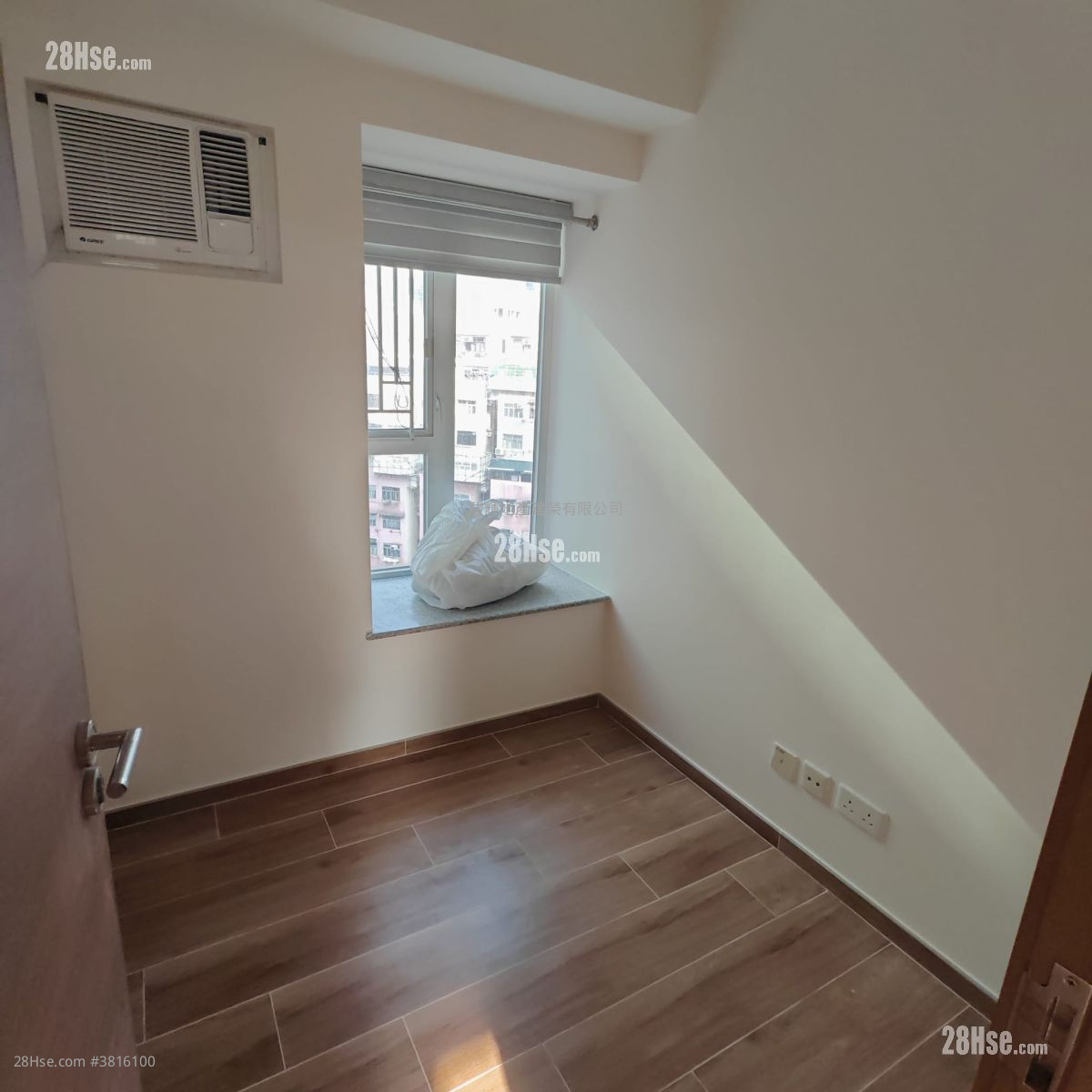 新港豪庭 租盘 3 房 , 1 浴室 464 平方尺