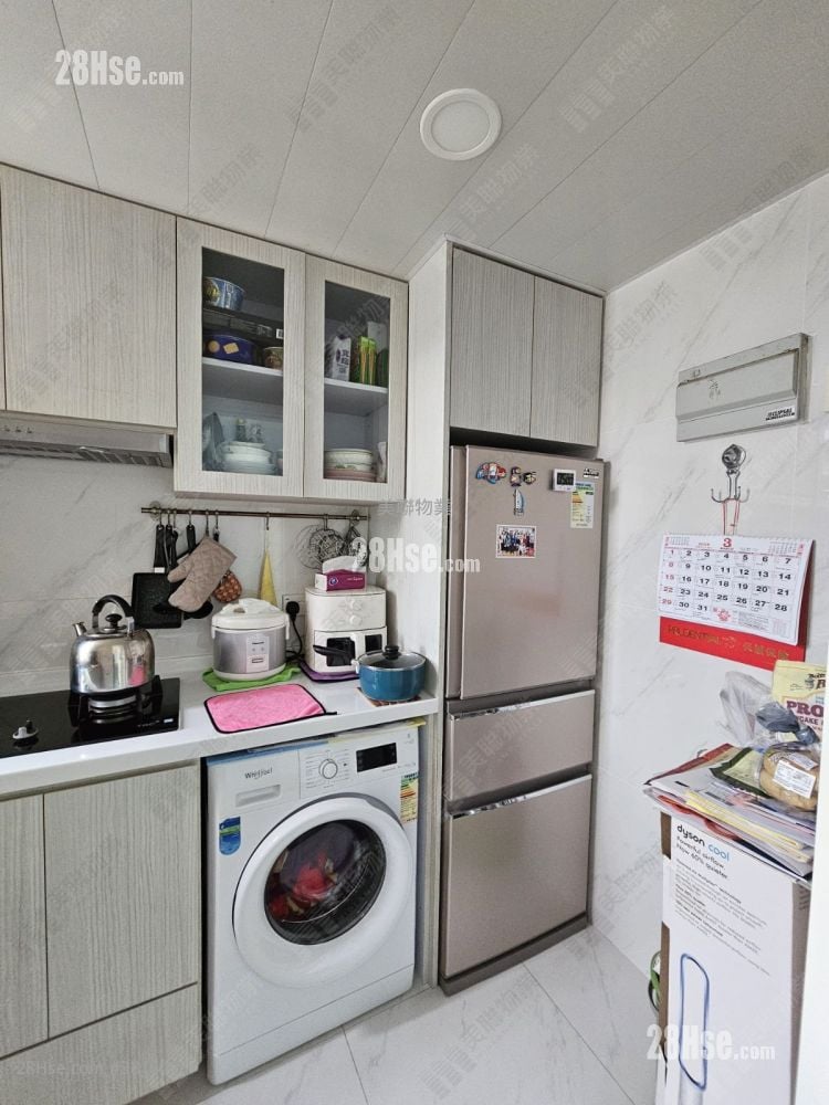 Island Resort Sell 2 Bedrooms , 1 Bathroom 465 ft²