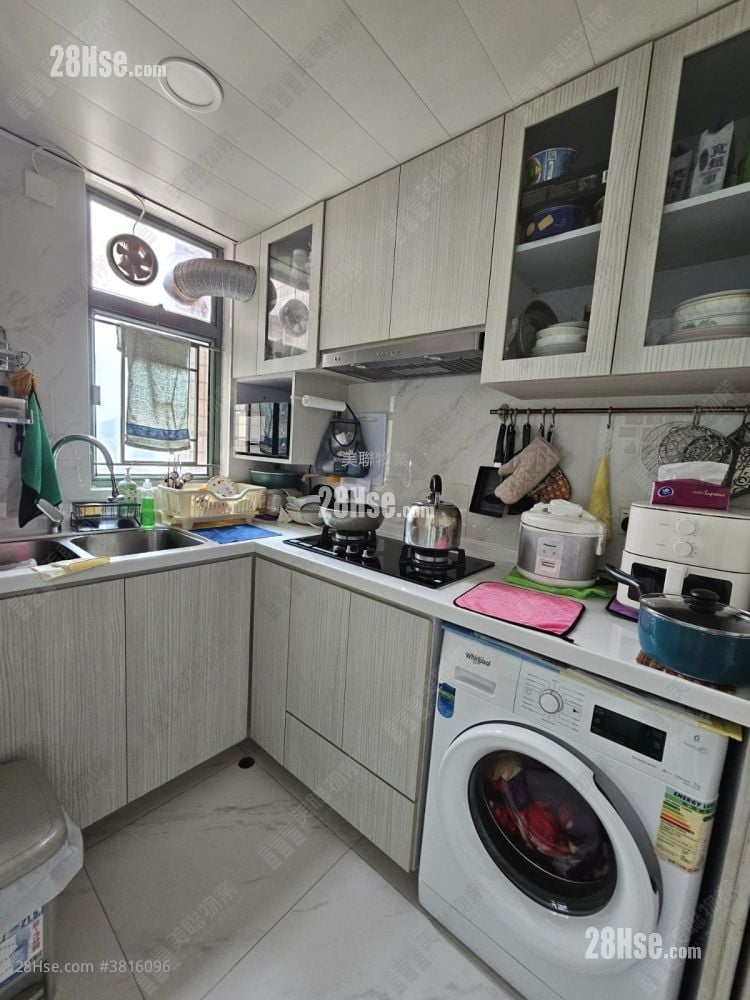 Island Resort Sell 2 Bedrooms , 1 Bathroom 465 ft²