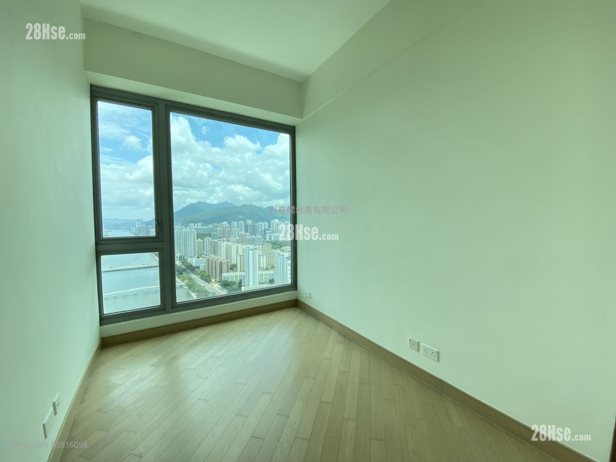 溱岸8号 租盘 5+ 房 , 3 浴室 2,141 平方尺