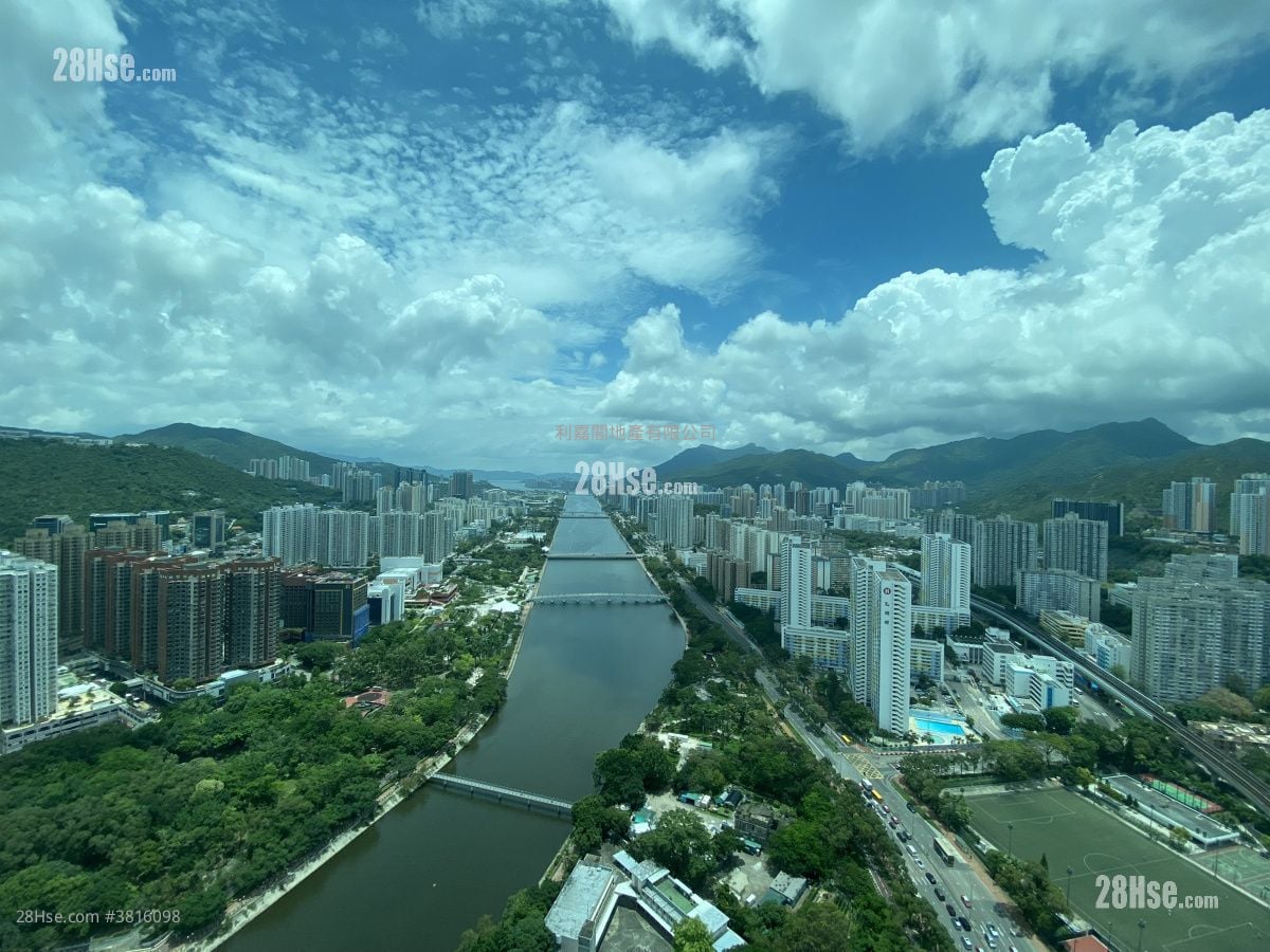 溱岸8号 租盘 5+ 房 , 3 浴室 2,141 平方尺