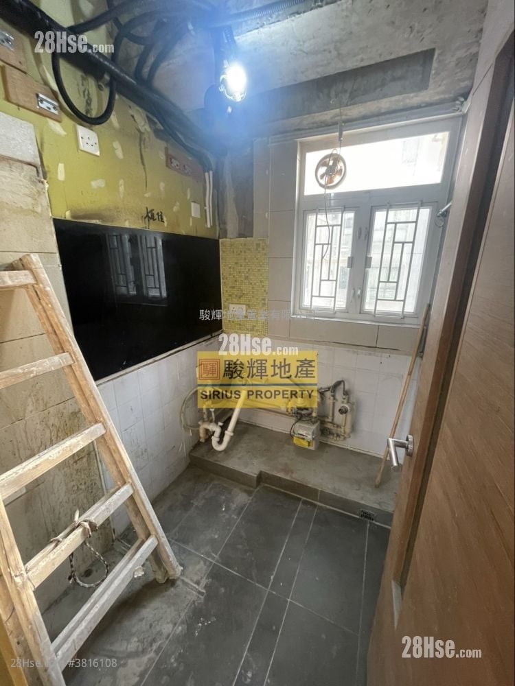 新港豪庭 租盘 464 平方尺