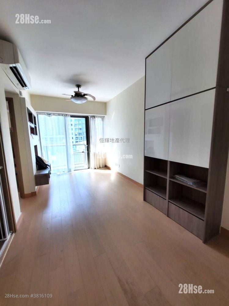 The Spectra Rental 3 Bedrooms , 1 Bathroom 610 ft²