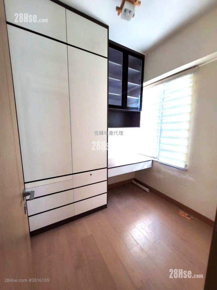 The Spectra Rental 3 Bedrooms , 1 Bathroom 610 ft²