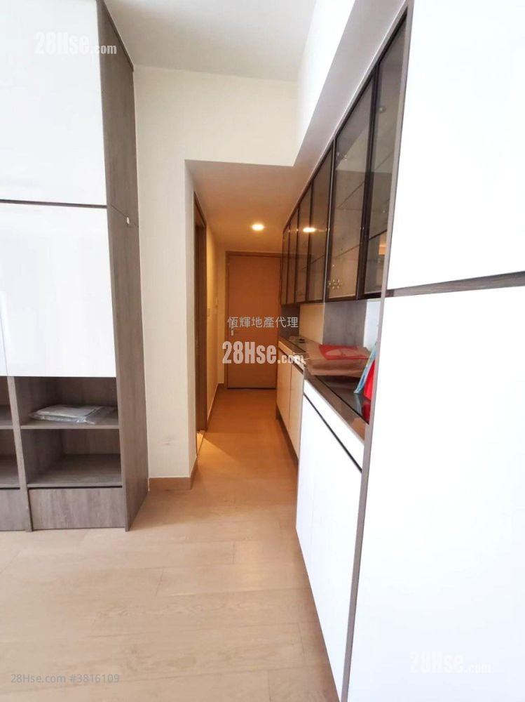 The Spectra Rental 3 Bedrooms , 1 Bathroom 610 ft²