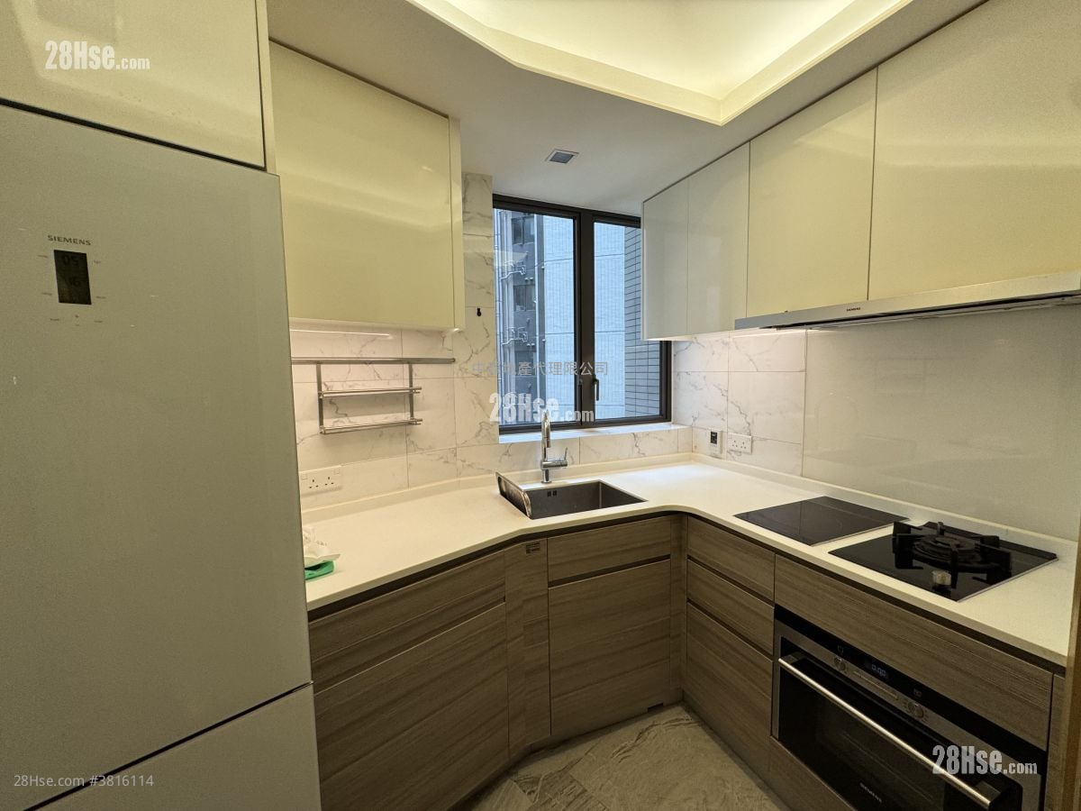 玖瓏山 售盤 2 房 , 2 浴室 692 平方呎