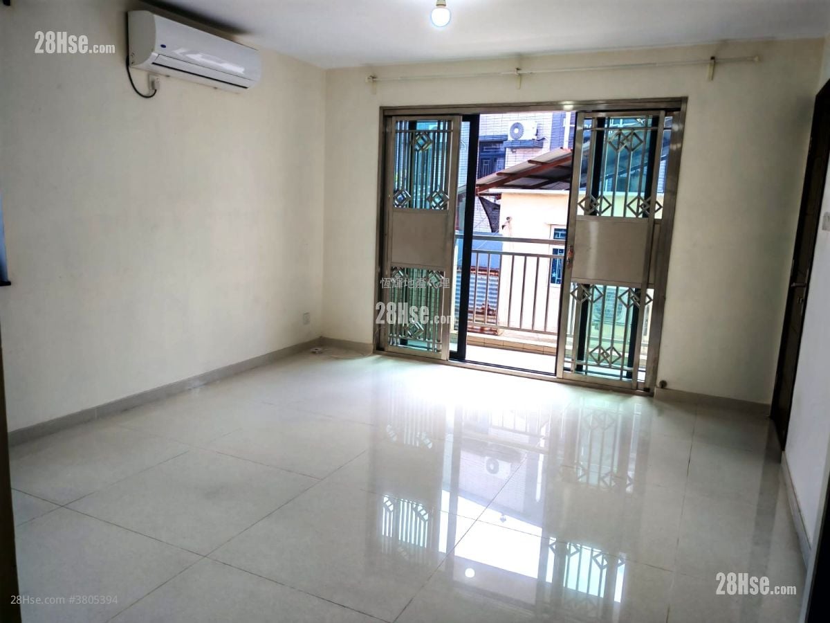 村屋 租盤 3 房 , 1 浴室 700 平方呎