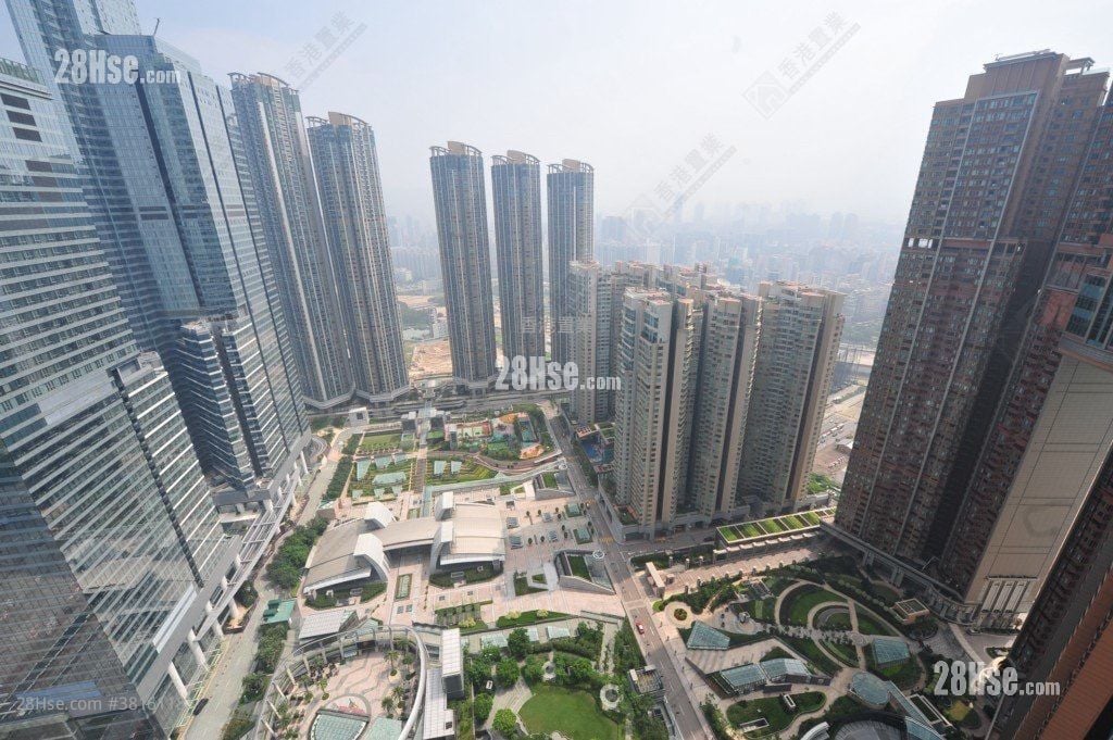 君臨天下 售盤 3 房 , 2 浴室 1,015 平方呎