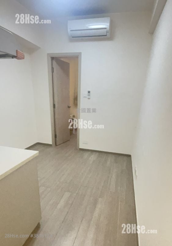 鸿运大楼 租盘 250 平方尺