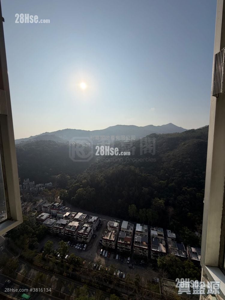 Hin Ming Court Sell 2 Bedrooms , 1 Bathroom 536 ft²