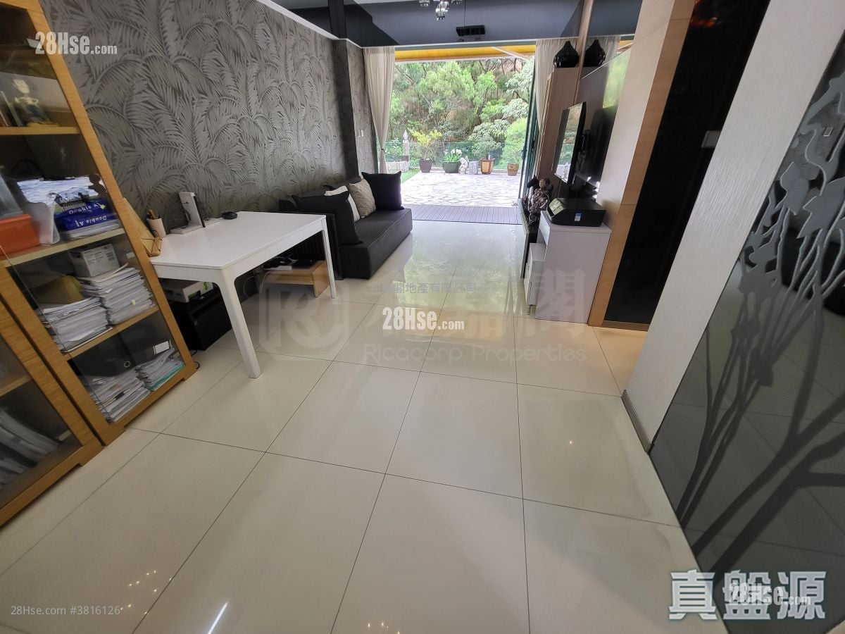 帝景峰 售盘 3 房 670 平方尺