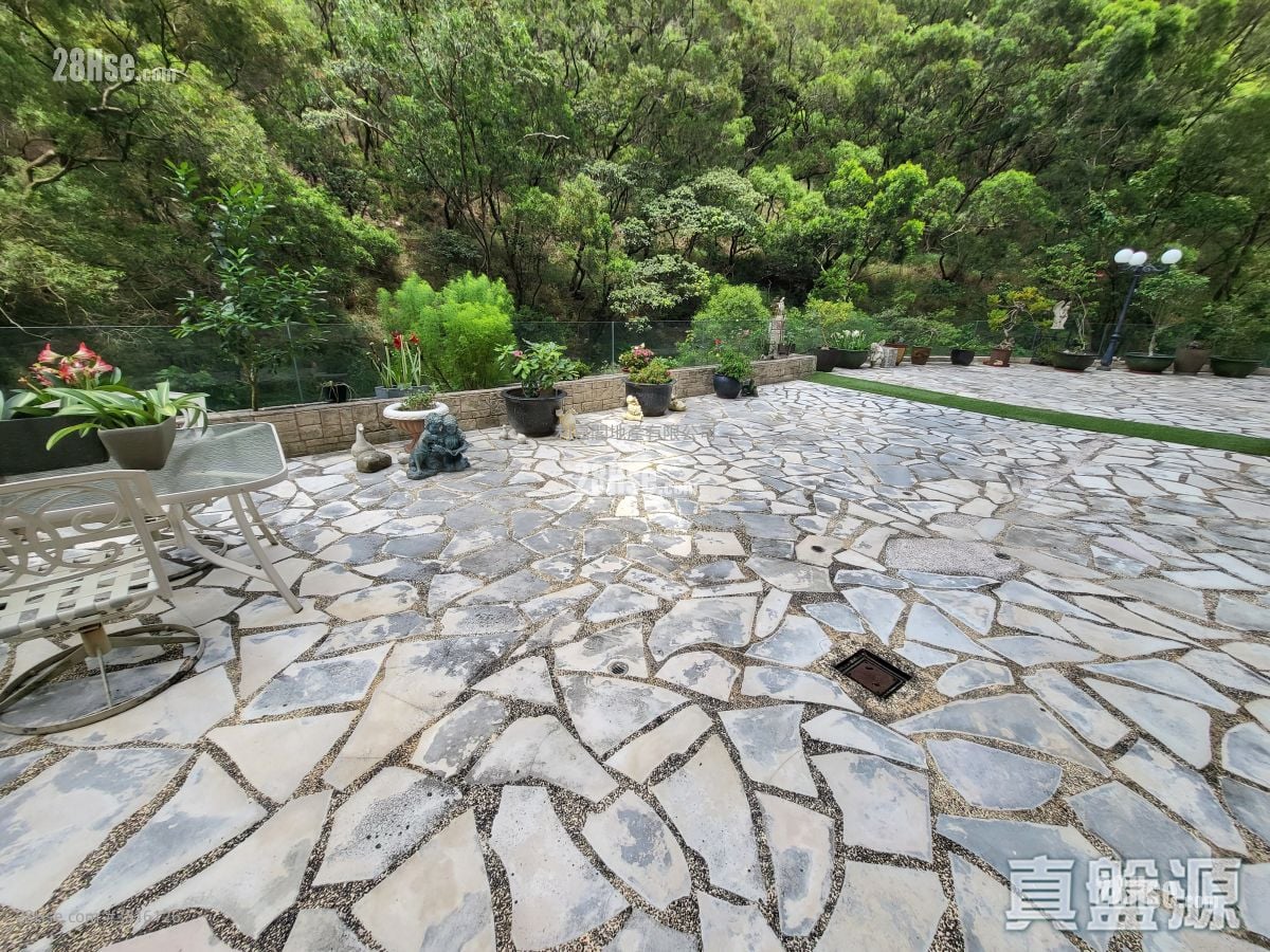 帝景峰 售盘 3 房 670 平方尺