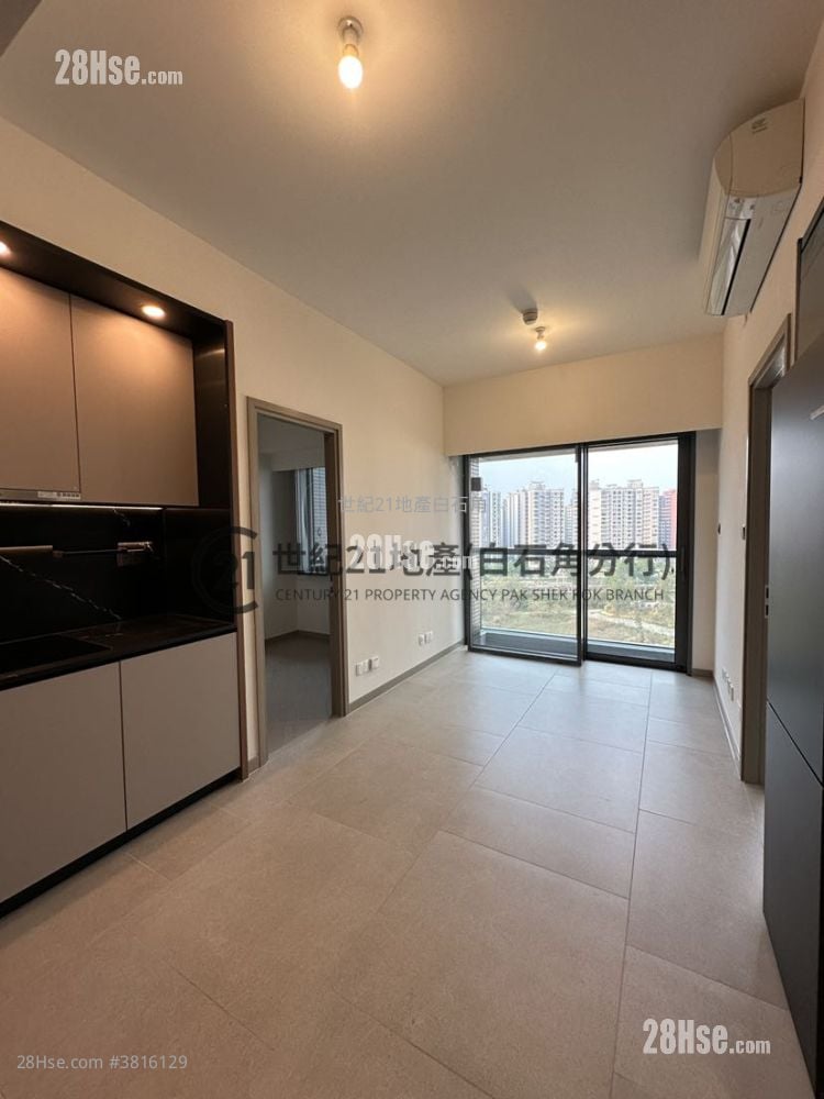 Silicon Hill Rental 2 Bedrooms , 1 Bathroom 407 ft²