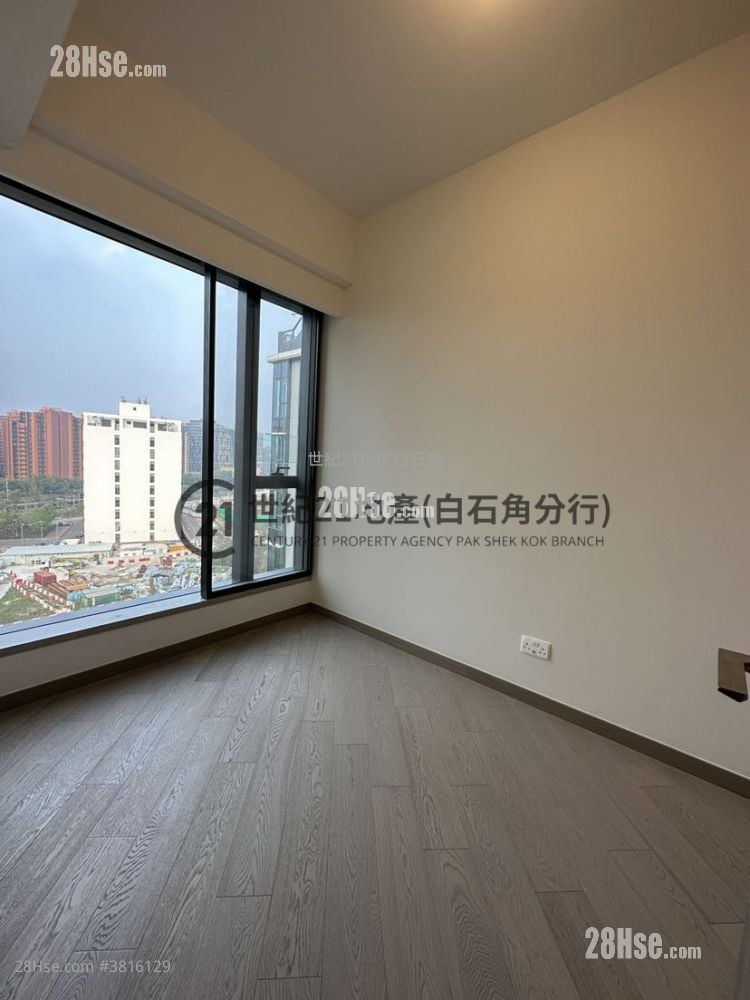 Silicon Hill Rental 2 Bedrooms , 1 Bathroom 407 ft²