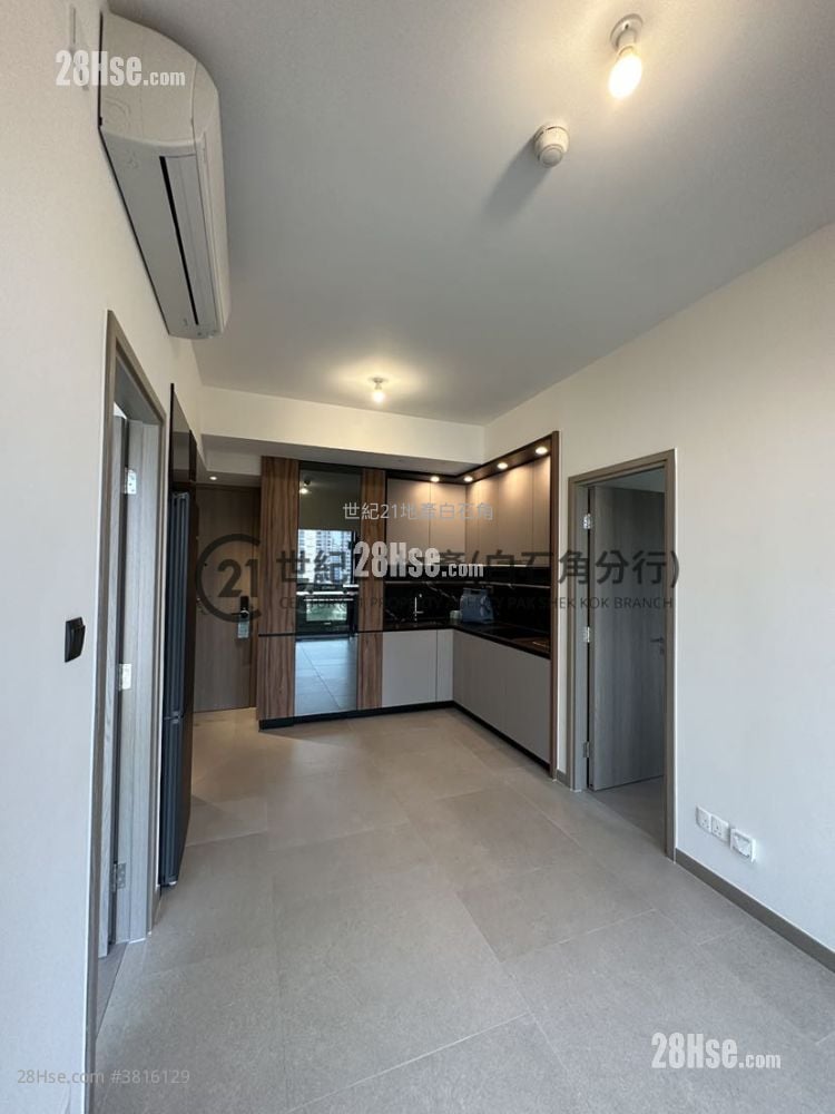 Silicon Hill Rental 2 Bedrooms , 1 Bathroom 407 ft²