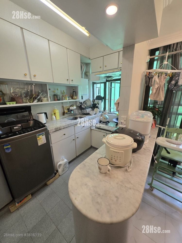 Sui Wo Court Sell 2 Bedrooms , 1 Bathroom 411 ft²