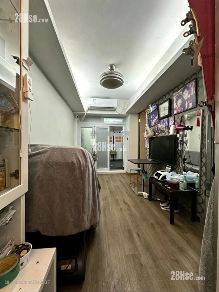 荣林大厦 售盘 2 房 , 1 浴室 270 平方尺